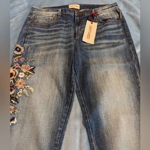 Sundance Driftwood Floral Embroidered Jeans Size 32